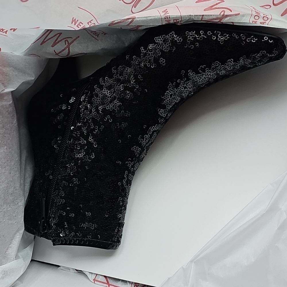 NWT-Impo Naja Sequin Booties- Black- 7.5M